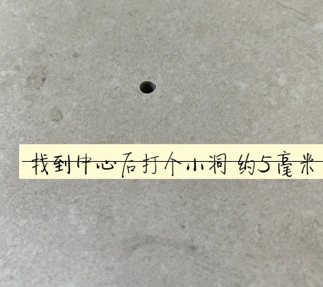 防城港瓷砖空鼓维修公司专业解答在瓷砖铺贴过程中，如果砂料搅拌不均匀，将会带来以下问题